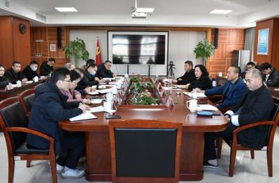 市政务服务办召开政务服务工作务虚会，全面提升服务质量